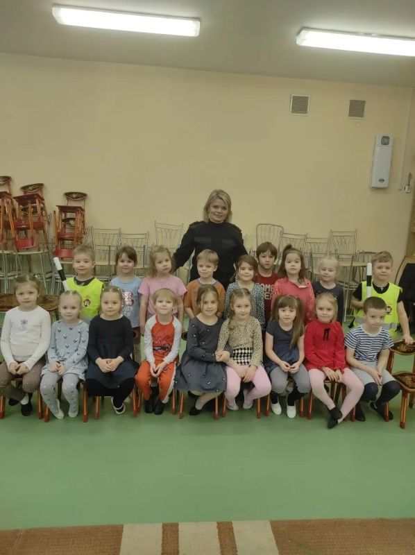 Проведено занятие по Правилам дорожного движения с воспитанниками детского сада «Лесная сказка»