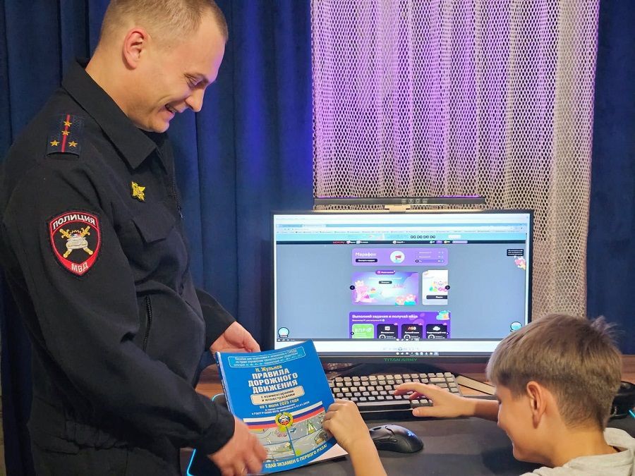 Назаровская Госавтоинспекция стала лауреатом премии издания «Stop-Газета» в номинации «Детская безопасность. Лучшее»