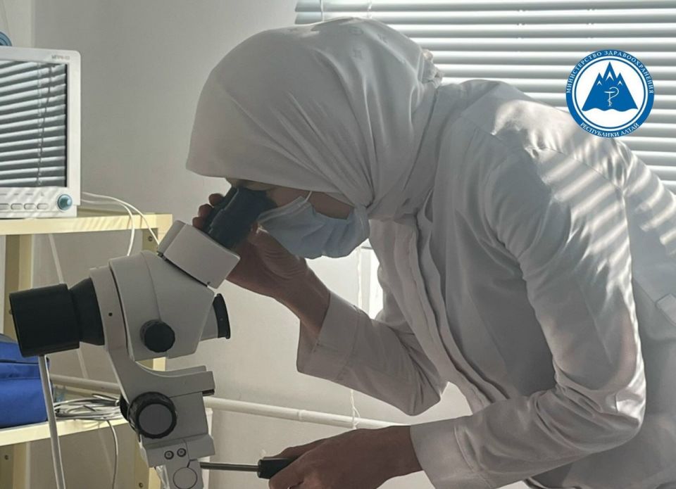 Женская консультация Кош-Агачской районной больницы получила новый кольпоскоп по нацпроекту