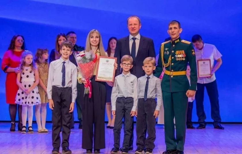 В семье участника СВО из Бийска воспитывают 3-х сыновей