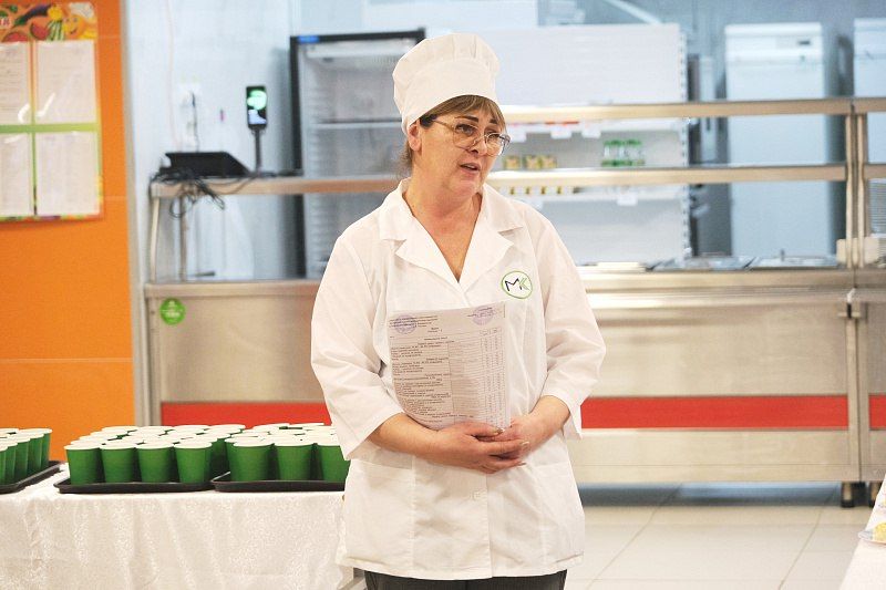 В школе №21 Владивостока состоялся открытый диалог о качестве детского питания