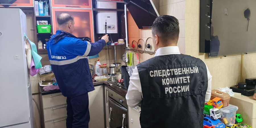 В Саратове за вечер две семьи с детьми отравились угарным газом