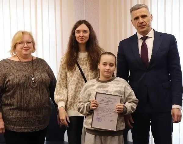 В Уварове молодым семьям вручили сертификаты на приобретение жилья