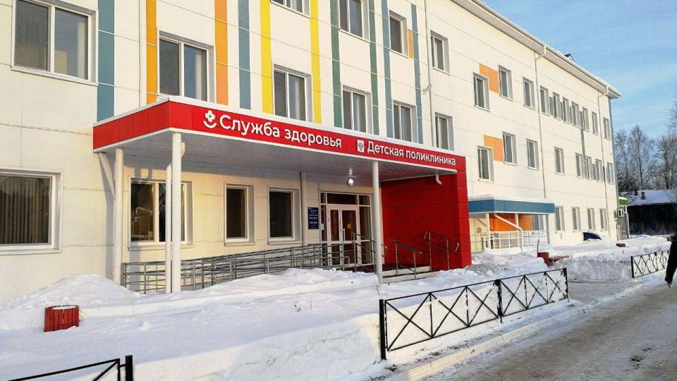 Временно прекращает прием пациентов поликлиника в Перми