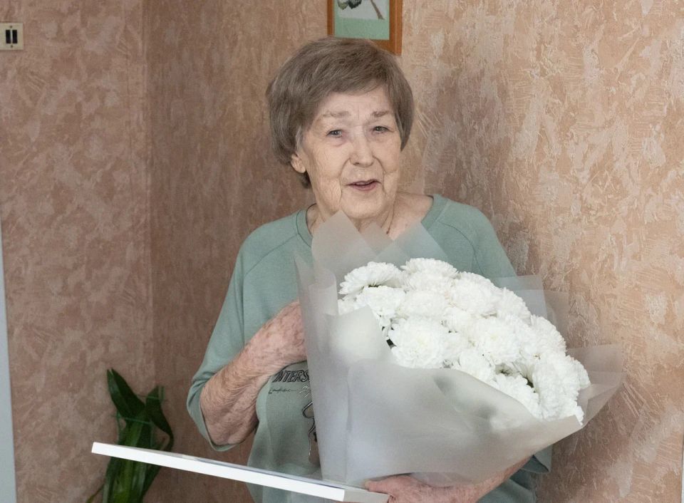 90 лет сегодня отмечает ветеран труда Маргарита Фёдоровна Кутепова