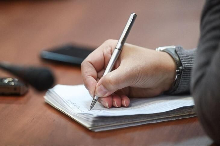 Тюменцы не будут платить налог за матпомощь с работы при рождении ребенка