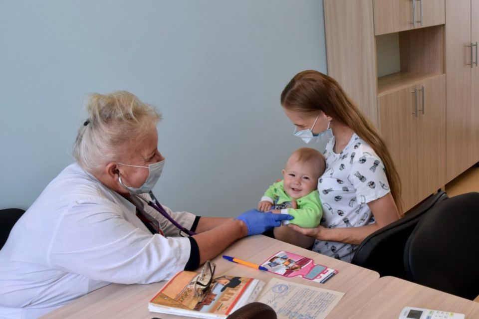 Минздрав Крыма напоминает о Порядке обеспечения питанием беременных женщин, кормящих матерей и детей в возрасте до трех лет