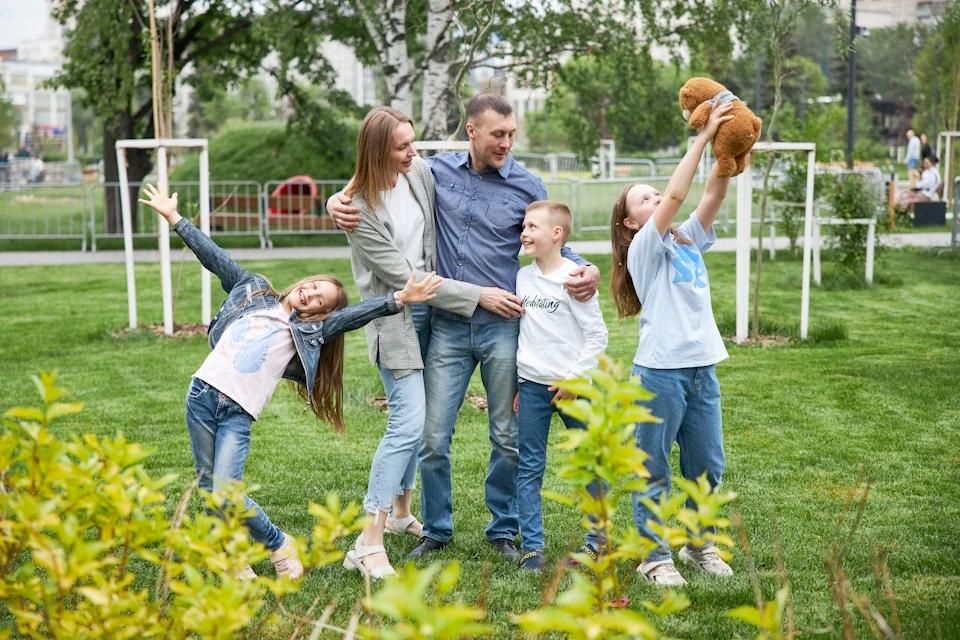 В один клик: На Херсонщине подтвердить статус многодетной семьи можно через приложение MAX