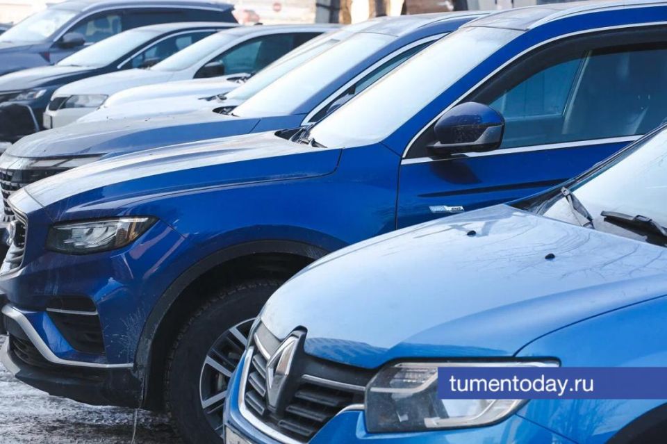 Парковку для многодетных семей предложили сделать бесплатной по всей России