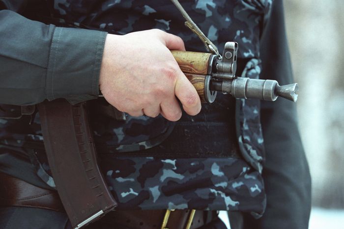 СОБР провел день открытых дверей для тюменских кадетов