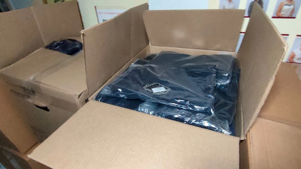 Ямальцы отправили помощь многодетной семье из Волновахи