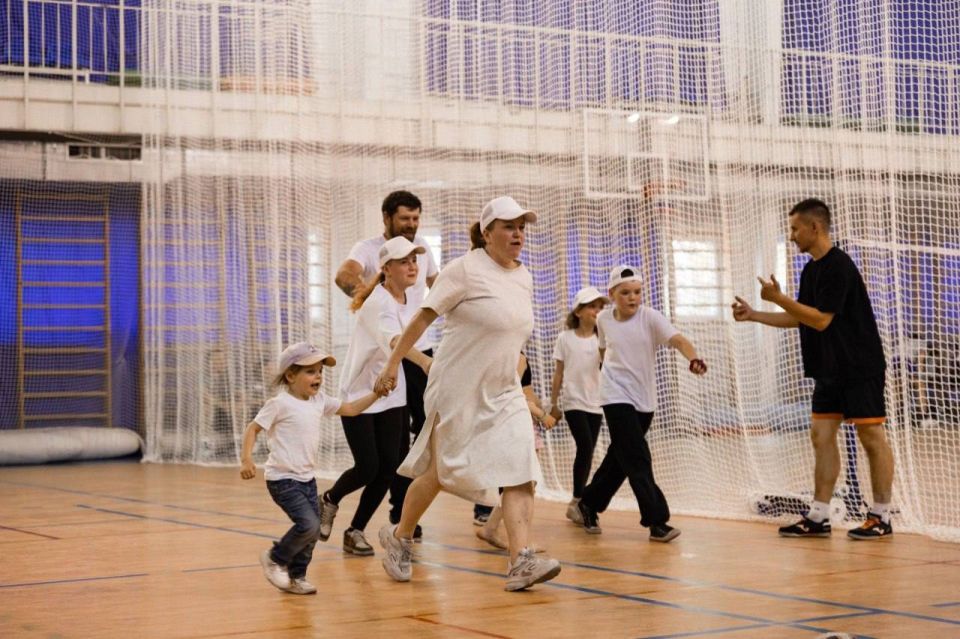 Проект «Академия молодой семьи» объявляет о старте спартакиады «Семья в движении» для молодых супругов до 35 лет