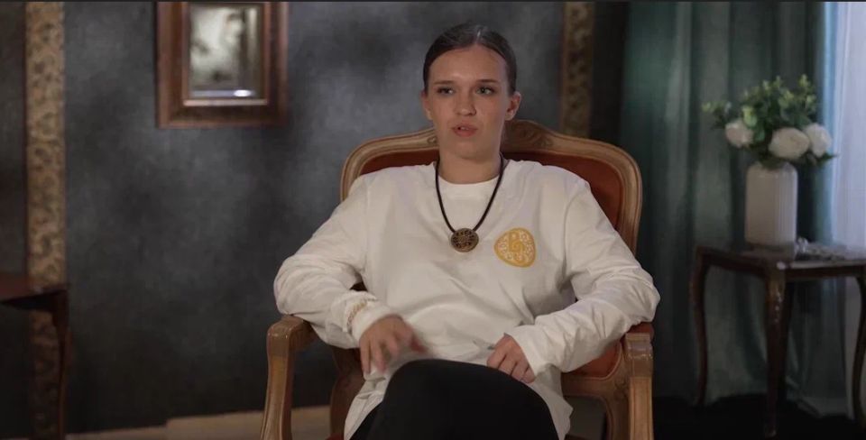 Челябинка узнала о своей беременности во время шоу на выживание