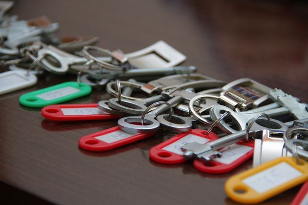 Десять молодых семей получили жилищные сертификаты во Владимире