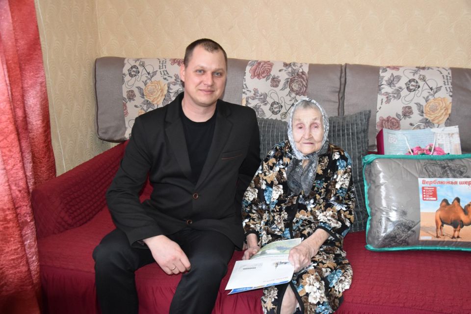 20 февраля Александра Крючкова, жительница поселка Милославское, отметила вековой юбилей