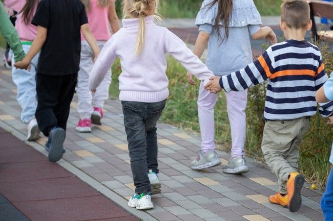 Курские семьи получат 300 тысяч рублей при рождении третьего ребенка