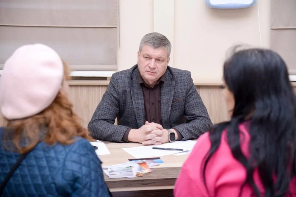 Глава администрации Александр Юрьев провел личный прием граждан