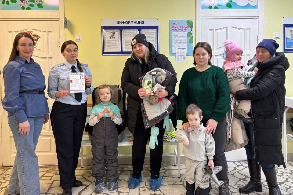 Консультационные пункты по безопасности дорожного движения развернулись в детских больницах и поликлиниках Ульяновской области