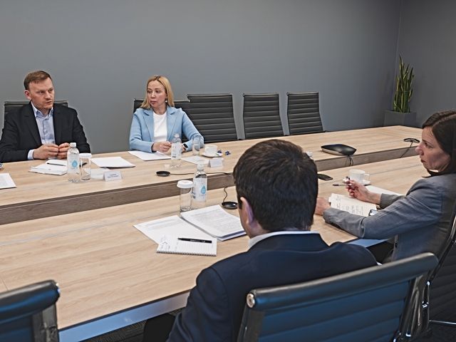 Губернатор и представители судоходной компании «Эко Шиппинг» обсудили реализацию совместных проектов в Мурманской области