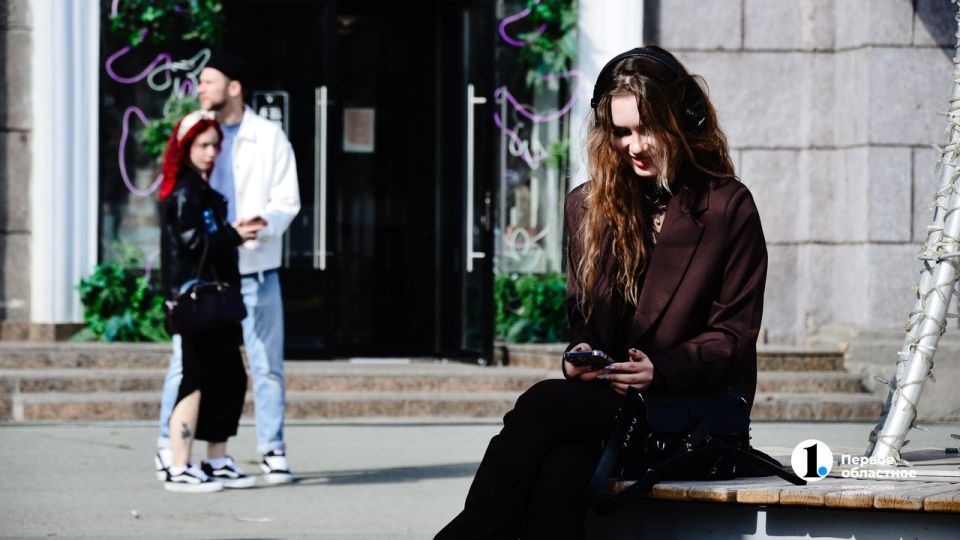 Почему зумеры не хотят рожать и что с этим делать