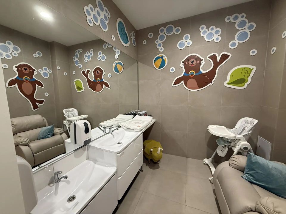 Самые маленькие пассажиры аэровокзала Южно-Сахалинска теперь смогут отдыхать даже в «стерильной» зоне ожидания вылета