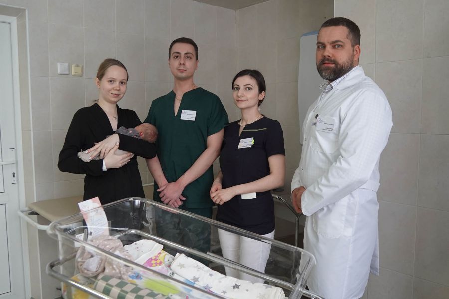 Врачи Екатеринбургского клинического перинатального центра с помощью системы мониторинга состояния здоровья беременных «АИСТ_СМАРТ», с 1 февраля 2026 года интегрированной в национальный мессенджер Мах, предотвратили развитие...