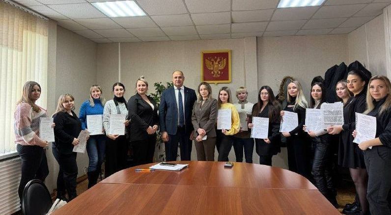 42 семьи братчан получили сертификаты программы «Молодым семьям — доступное жилье» (ФОТО, ВИДЕО)