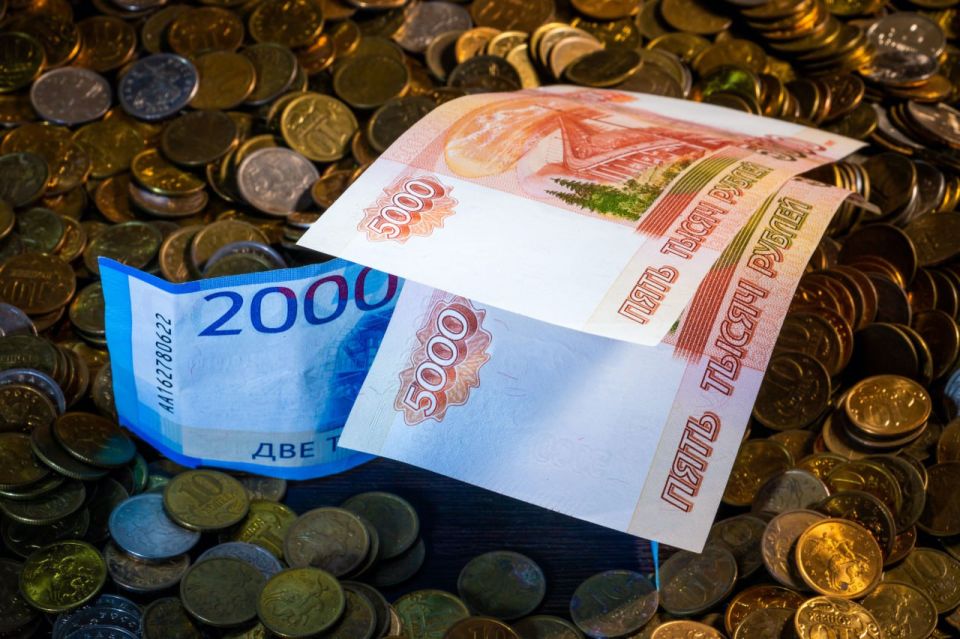 Скидываться на подарки к рождению детей в Челябинске готовы 59% компаний