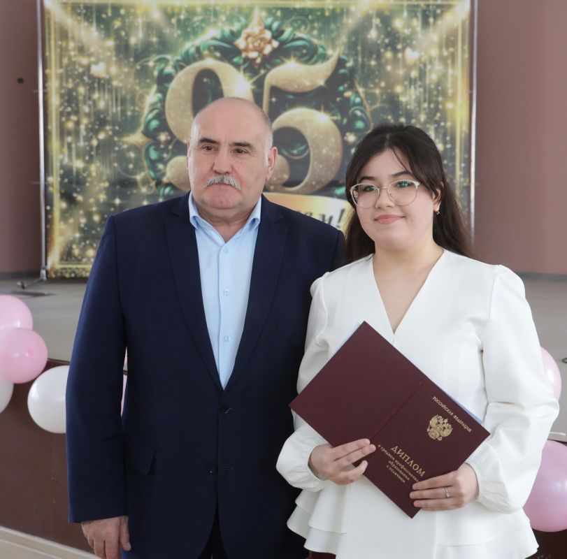 Медколледж в Нижнем Тагиле выпустил акушерок — дипломы по этой специальности в городе выдали впервые за 5 лет